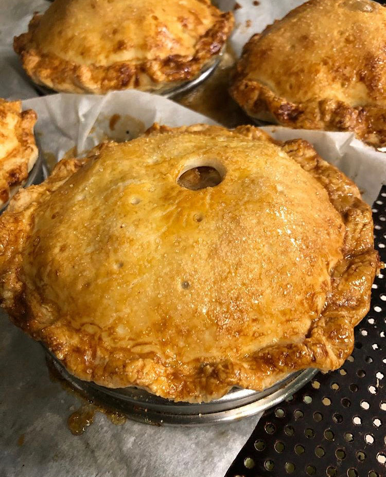 Apple double crust Pie